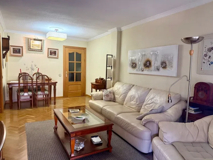 Piso en venta en Avenida de Lisboa, Parque Lisboa - La Paz, Alcorcón
